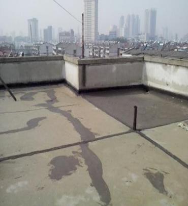 龙凤漏水维修 楼顶漏水是什么原因，楼顶漏水维修方法是什么?